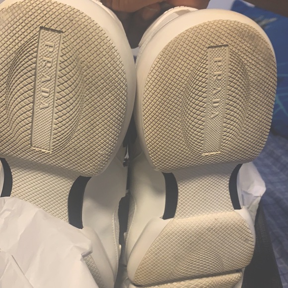 Prada cloudburst - Picture 5 of 10